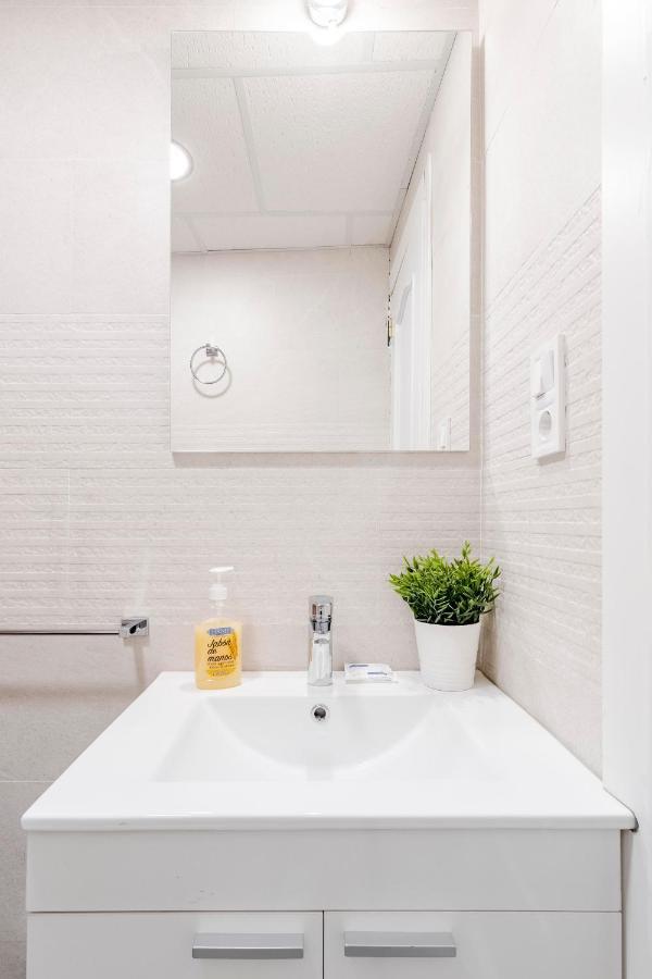 Estupendo Apartamento En El Centro De Madrid Esterno foto